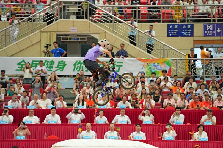 惠州企業運動會 超萬名運動健兒同臺競技，點燃城市活力新引擎